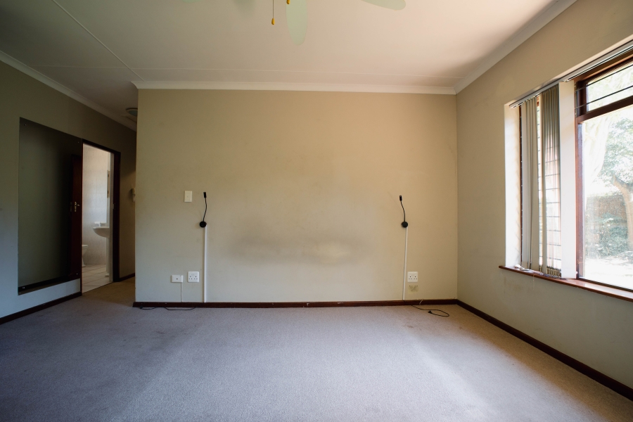 4 Bedroom Property for Sale in Heather Park Western Cape